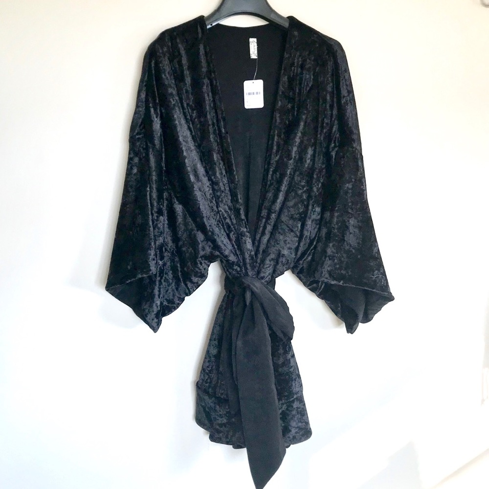 NWT Free People Intimately ‘You Fancy’ velvet robe
